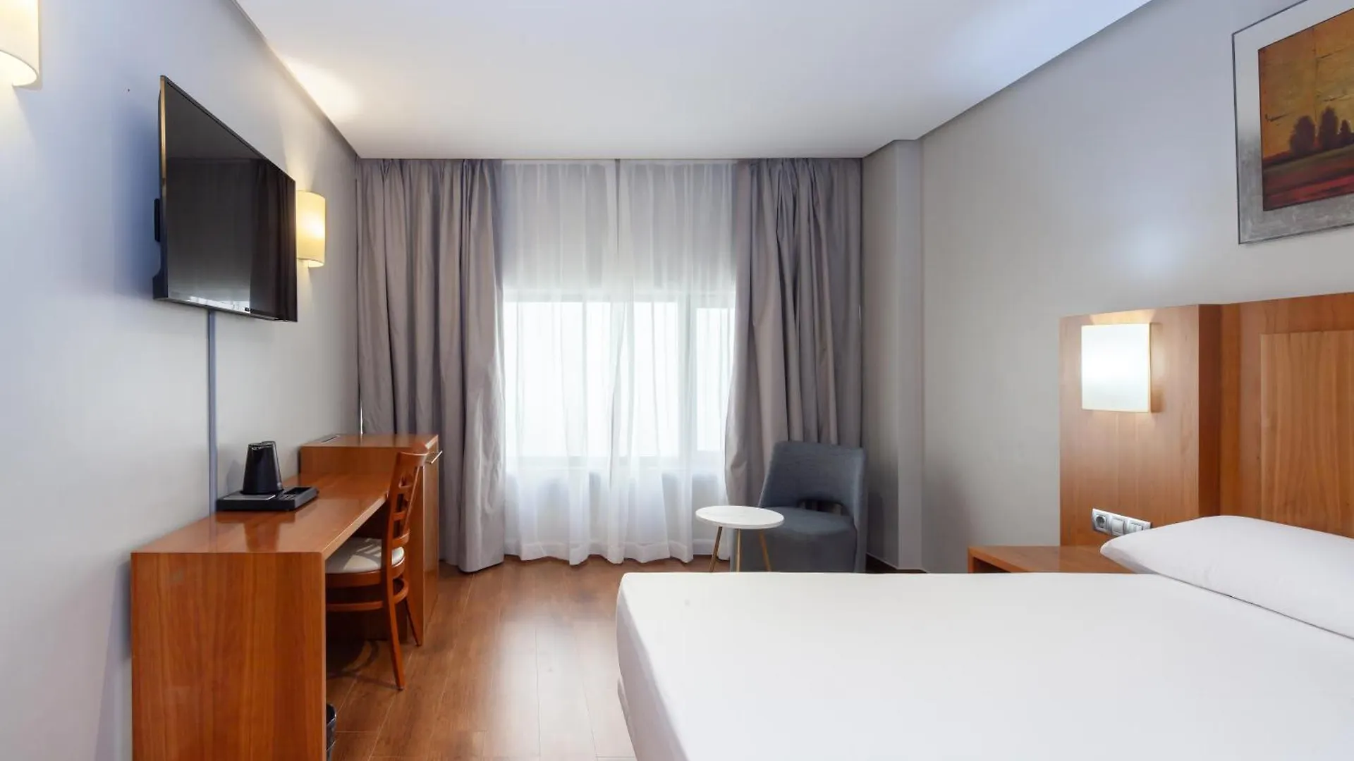 Leflet Sanlucar Hotel Sanlucar la Mayor Spain